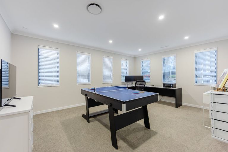 Photo of property in 36 Longshore Drive, Long Bay, Auckland, 0630