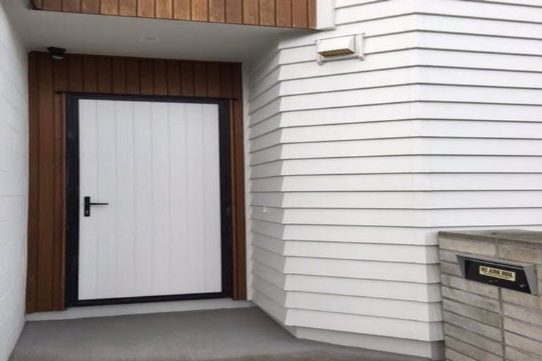 Photo of property in 266 Hobsonville Point Road, Hobsonville, Auckland, 0616