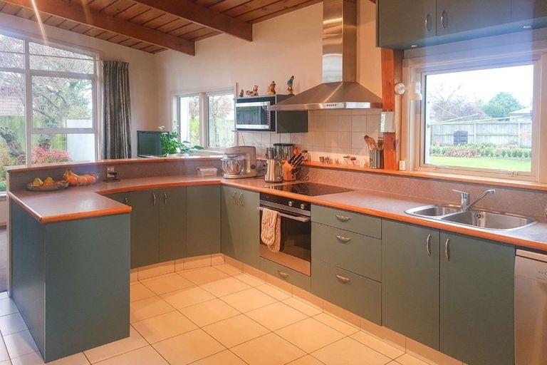 Photo of property in 76 Rahera Street, Spreydon, Christchurch, 8024