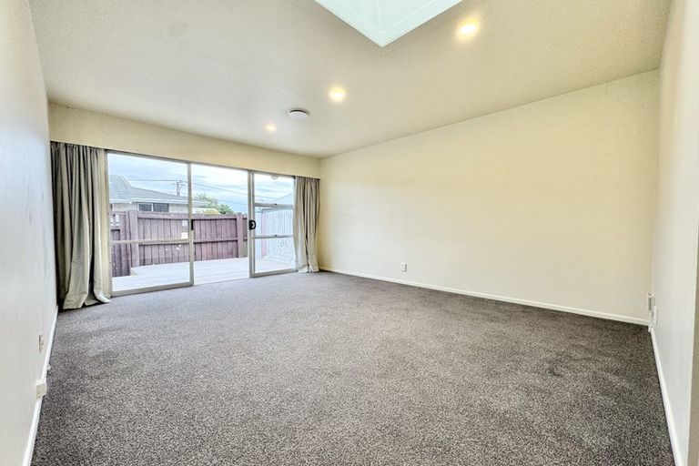 Photo of property in 2/557 Gloucester Street, Linwood, Christchurch, 8011