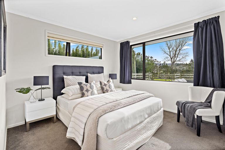 Photo of property in 177 Sandspit Road, Shelly Park, Auckland, 2014
