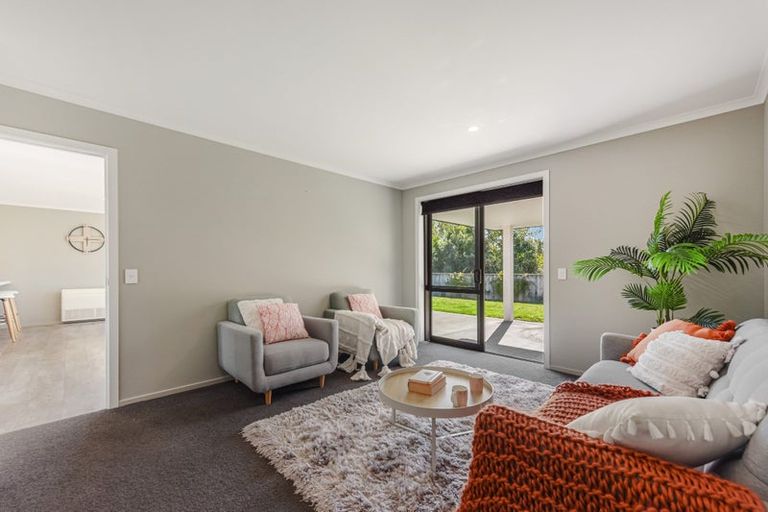 Photo of property in 10 Les Wakefield Road, Mapua, 7005