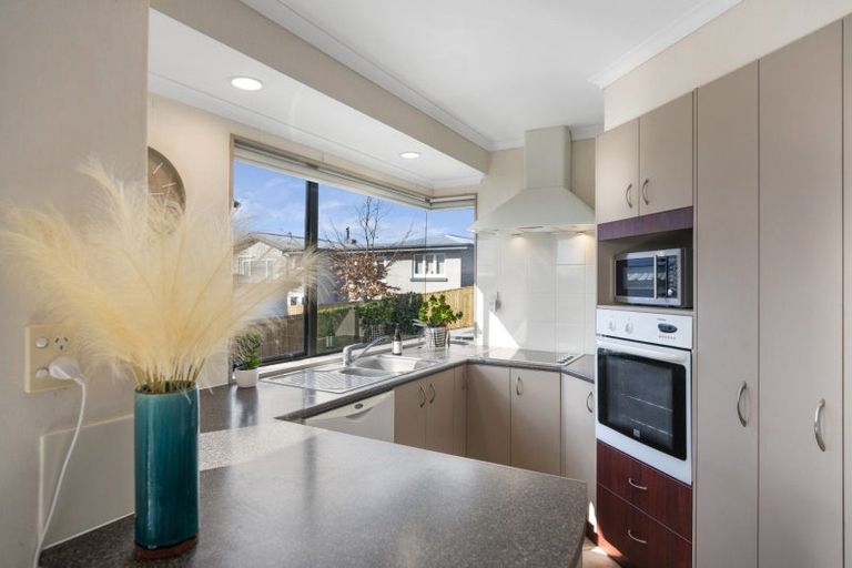 Photo of property in 17b Hilltop Road, Parkvale, Tauranga, 3112