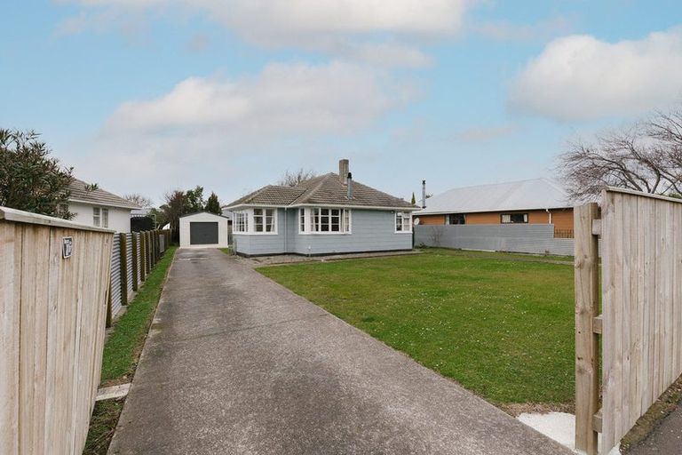 Photo of property in 45 Tweed Street, Roslyn, Palmerston North, 4414