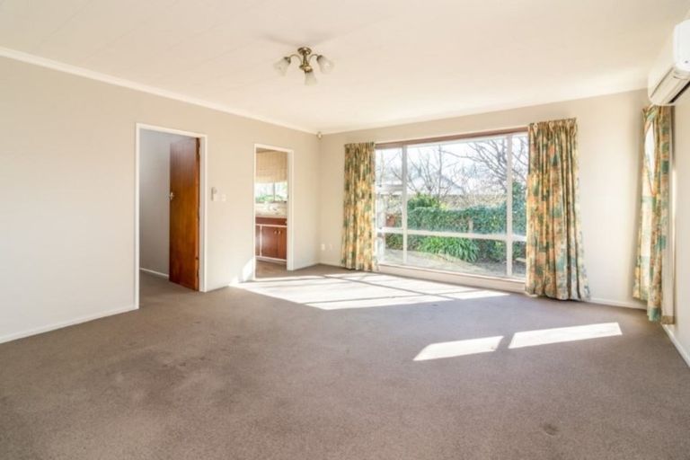 Photo of property in 1/48 Linwood Avenue, Linwood, Christchurch, 8011