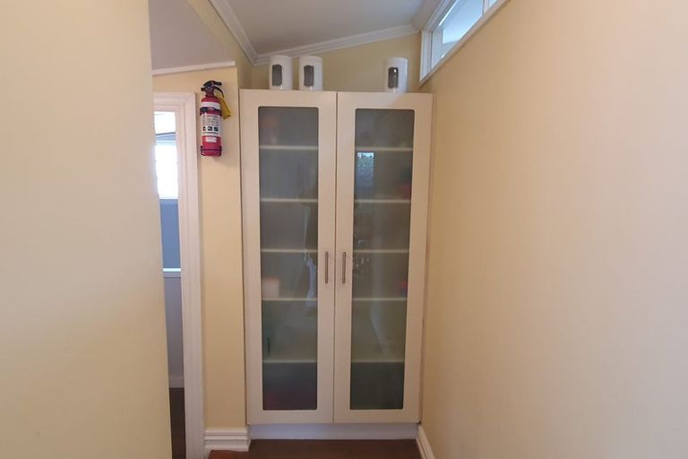 Photo of property in 9 Hastings Parade, Devonport, Auckland, 0624