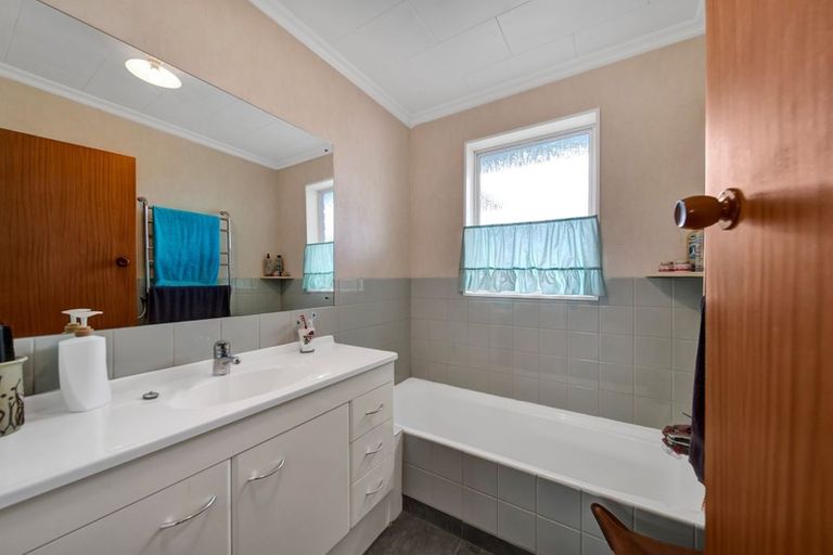 Photo of property in 317 Waihi Road, Hawera, 4673