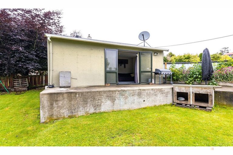 Photo of property in 31 Douglas Street, Highfield, Timaru, 7910