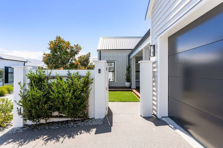 Photo of property in 15 Colpoma Close, Papamoa Beach, Papamoa, 3118