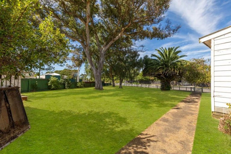 Photo of property in 29 Station Road, Marton, 4710