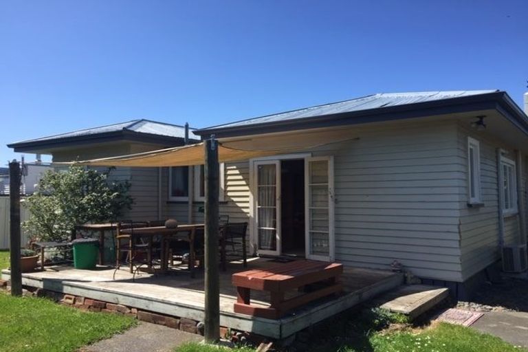 Photo of property in 25 Hammond Road, Taradale, Napier, 4112