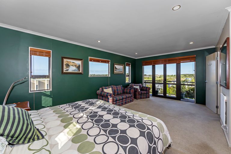 Photo of property in 19 Javelin Close, Gulf Harbour, Whangaparaoa, 0930