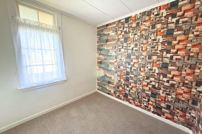 Photo of property in 7a Karaka Street, Castlecliff, Whanganui, 4501