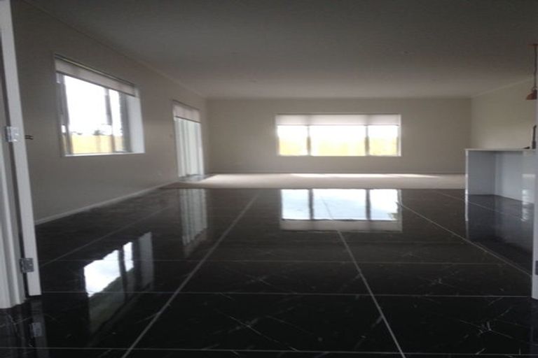 Photo of property in 8 Helen June Avenue, Flagstaff, Hamilton, 3210