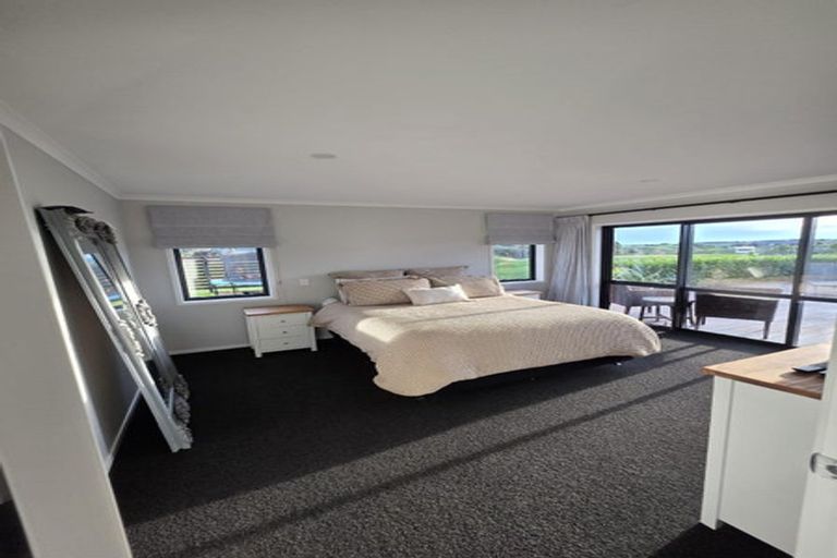 Photo of property in 3 Highland View Drive, Tokomaru, Palmerston North, 4474