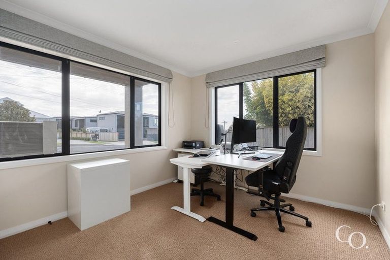 Photo of property in 49 Hinewa Road, Otumoetai, Tauranga, 3110