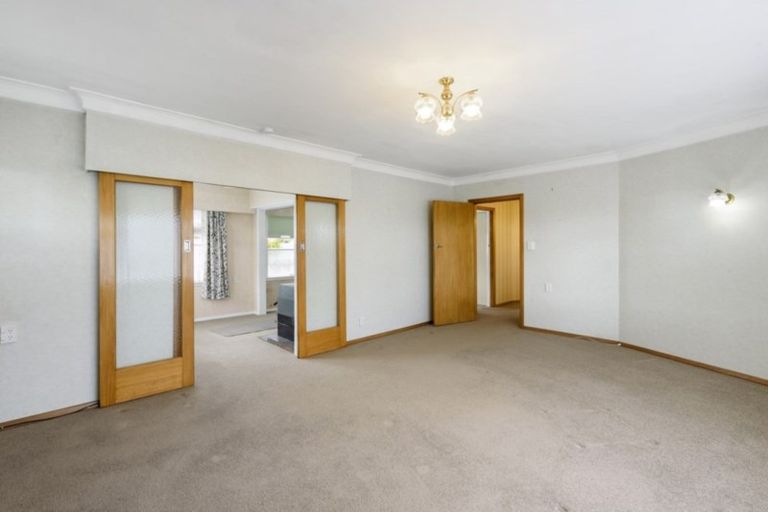Photo of property in 46 George Street, Levin, 5510
