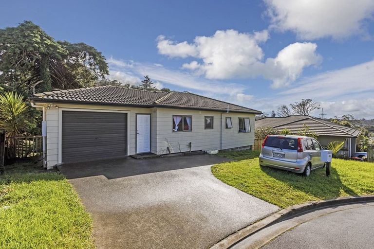 Photo of property in 24 Dovey Place, Massey, Auckland, 0614