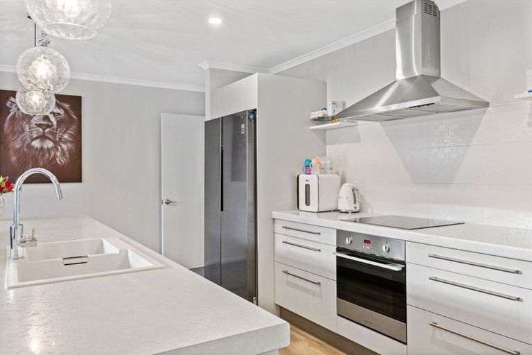 Photo of property in 28 Beachvale Drive, Kaiapoi, 7630