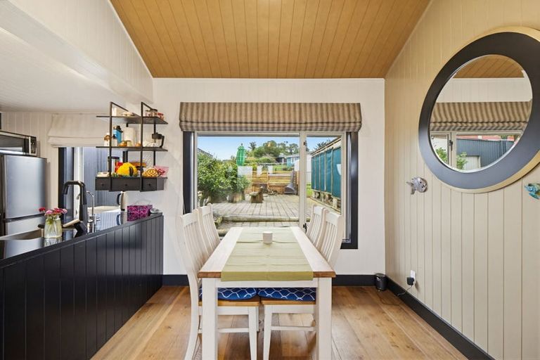 Photo of property in 8 Island Terrace, Motunau, Waipara, 7387