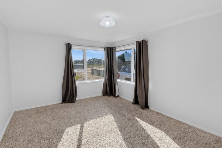 Photo of property in 22 Russley Road, Russley, Christchurch, 8042