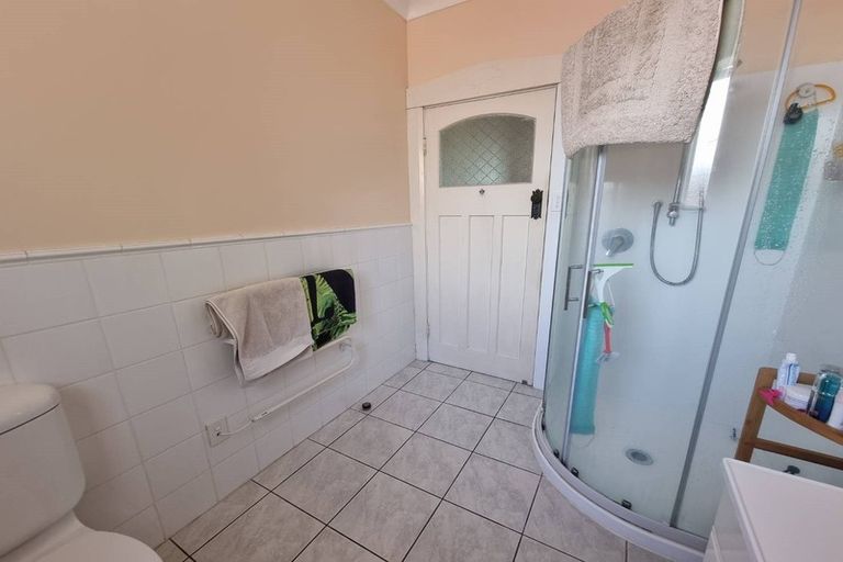 Photo of property in 1 The Parade, Island Bay, Wellington, 6023