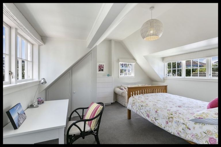 Photo of property in 12 Ravi Street, Khandallah, Wellington, 6035