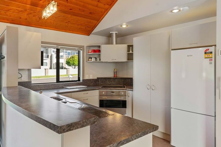 Photo of property in 1/1 The Moorings, Two Mile Bay, Taupo, 3330