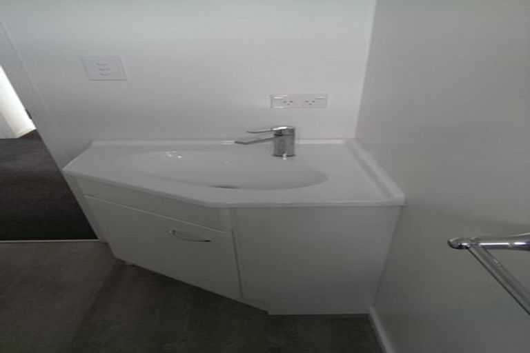 Photo of property in 193u5 Massey Street, Frankton, Hamilton, 3204