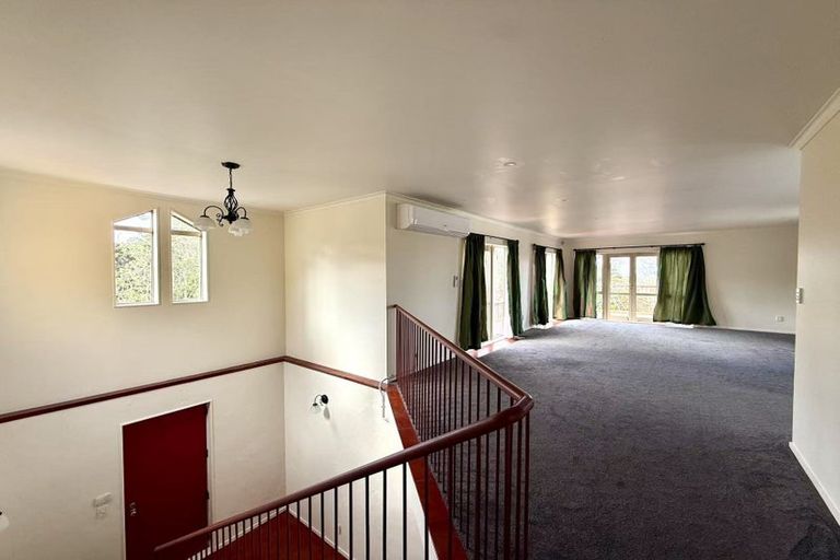 Photo of property in 10 Glendhu Road, Bayview, Auckland, 0629