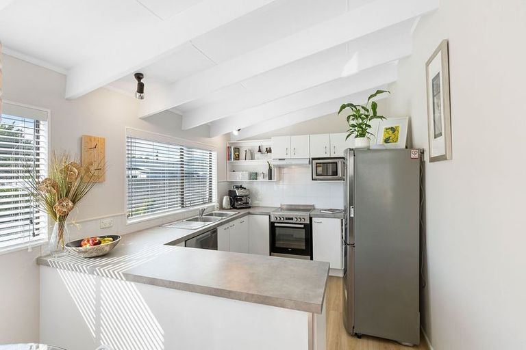 Photo of property in 106a Martin Road, Paraparaumu Beach, Paraparaumu, 5032