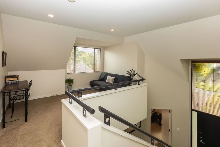 Photo of property in 105b Holly Road, St Albans, Christchurch, 8014