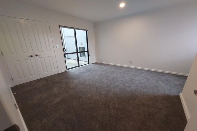 Photo of property in 6b Claverton Grove, Churton Park, Wellington, 6037