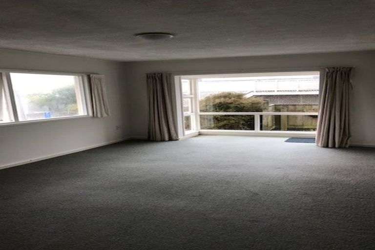 Photo of property in 2u2 Scarborough Terrace, Mount Victoria, Wellington, 6011