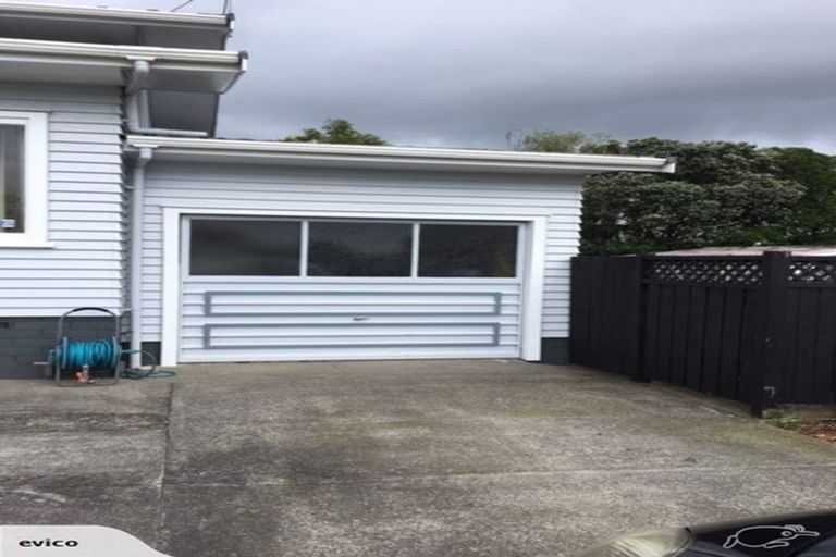 Photo of property in 355 Pakuranga Road, Pakuranga Heights, Auckland, 2010
