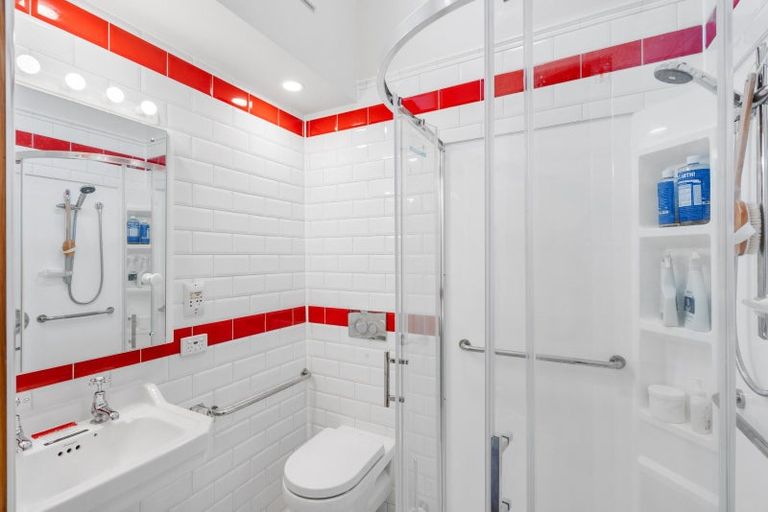 Photo of property in 111 Mays Road, St Albans, Christchurch, 8052