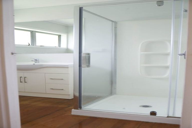 Photo of property in 1/12 Lynette Place, Mangere, Auckland, 2022