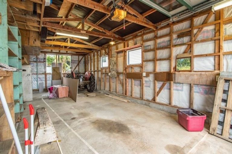 Photo of property in 10 Waikaraka Beach Road, Tamaterau, Whangarei, 0174