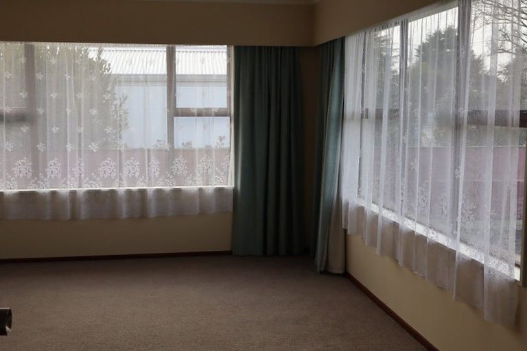 Photo of property in 4 Chamberlain Road, Masterton, 5810