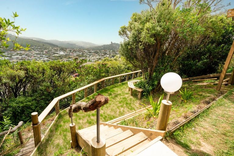 Photo of property in 4 Baxter Way, Karori, Wellington, 6012