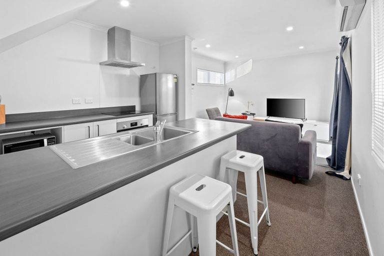 Photo of property in 3/10 Burrows Place, Frankton, Hamilton, 3204