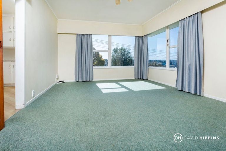 Photo of property in 1/18 Anne Road, Hillcrest, Auckland, 0627