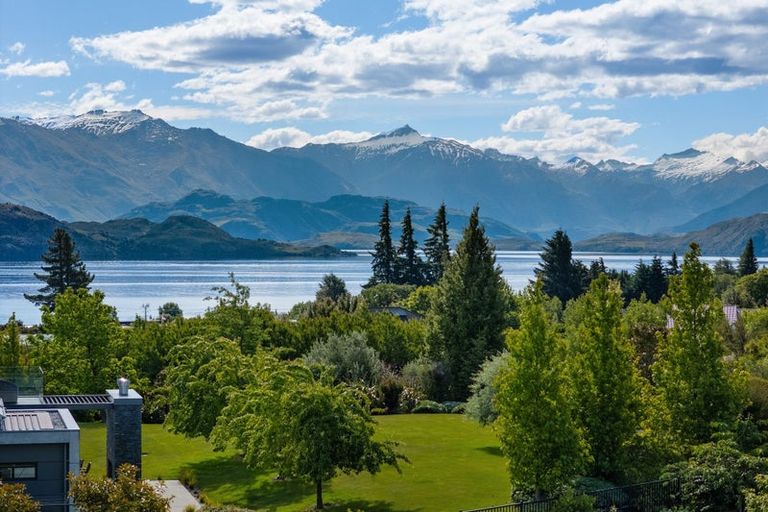 Photo of property in 38 Ridgecrest, Wanaka, 9305