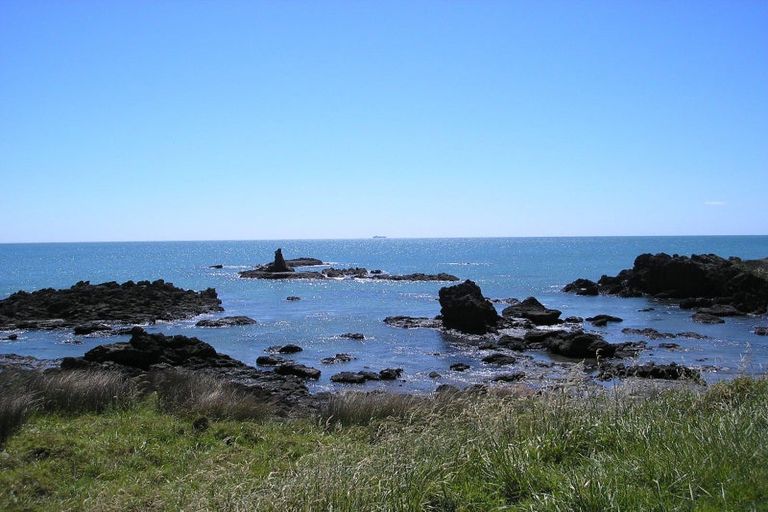 Photo of property in 13 Makahuri Place, Hicks Bay, Tikitiki, 4087