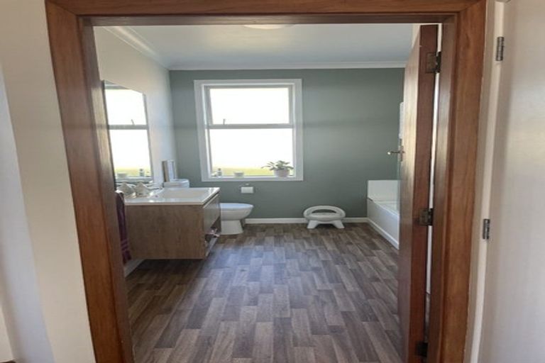 Photo of property in 12 Arthur Street, Winton, 9720