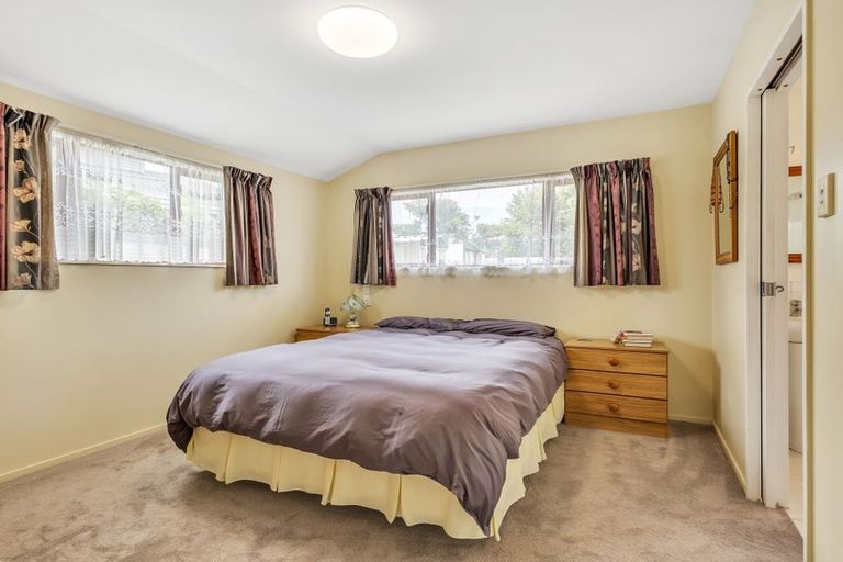 Photo of property in 425 Southland Place, Raureka, Hastings, 4120