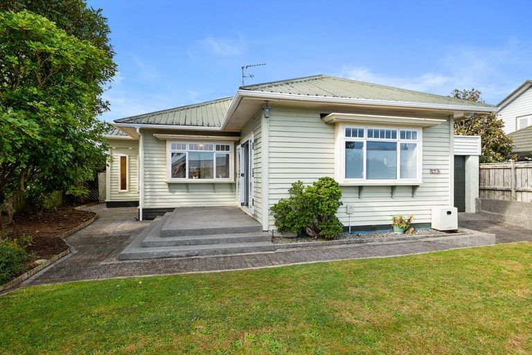 Photo of property in 195 Carrington Street, Lower Vogeltown, New Plymouth, 4310