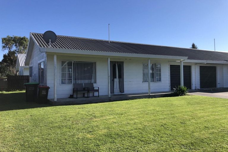 Photo of property in 815b Lawrence Street, Akina, Hastings, 4122