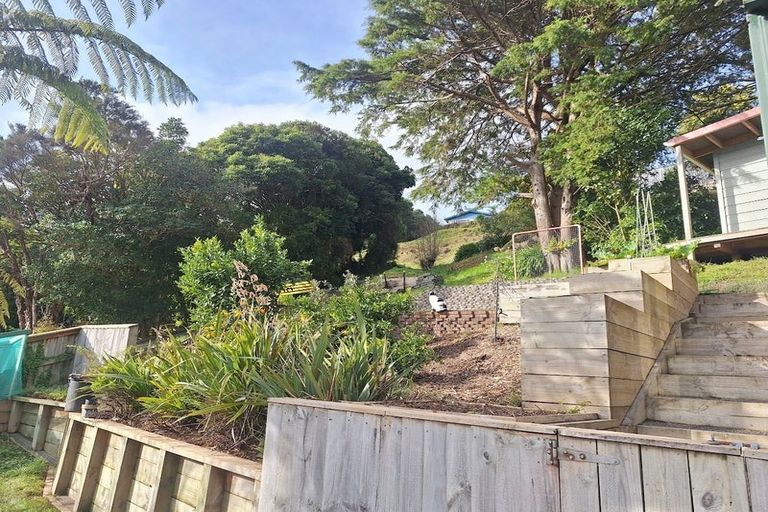 Photo of property in 17 Thomas Street, Stokes Valley, Lower Hutt, 5019