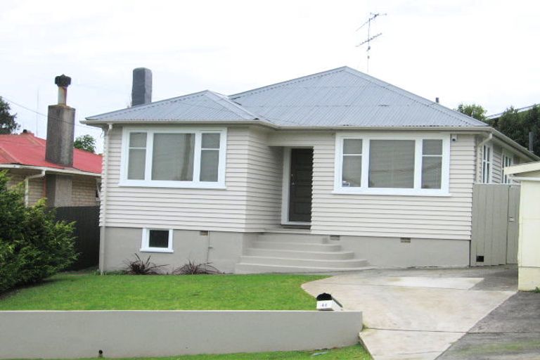 Photo of property in 44 Puriri Street, Helensville, 0800